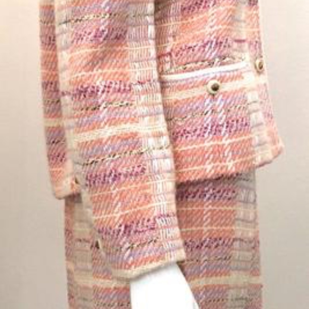 Vintage Chanel Creations Suit - Mint Condition - Picture 7 of 10